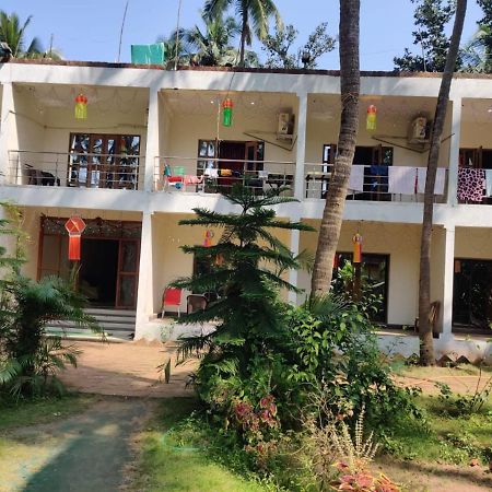 Siddhivinayak Resort Nx Mālvan Eksteriør bilde