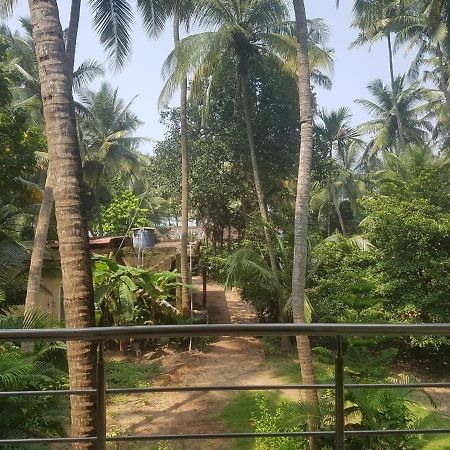 Siddhivinayak Resort Nx Mālvan Eksteriør bilde